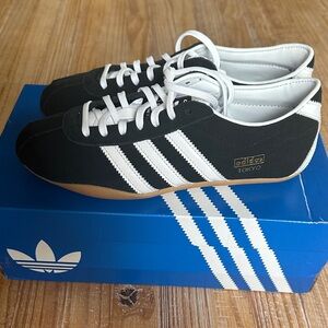 Adidas Women's Black and White Tokyo Sneakers Size 7.5 Brand New